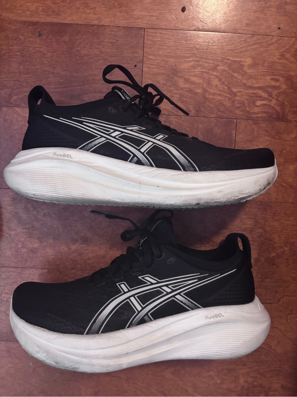 Asics gel nimbus running shoe
